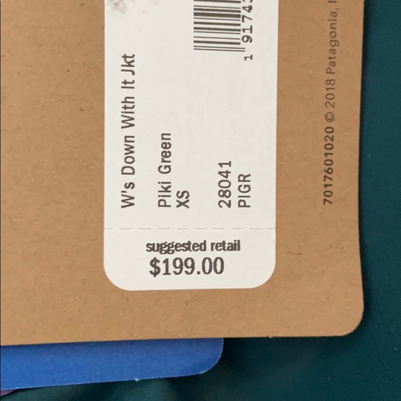 Patagonia Women's Down With It Jacket - Picture 6 of 6